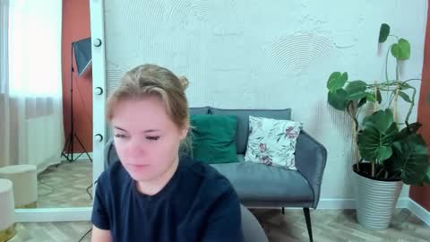 Sophia online show from September 27, 4:28 am