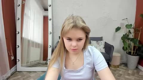 Sophia online show from November 29, 9:12 am