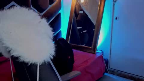 Snapshot of melissa_adamsxxx chatting on March 29, 6:52 pm Lissa online show from March 29, 6:52 pm