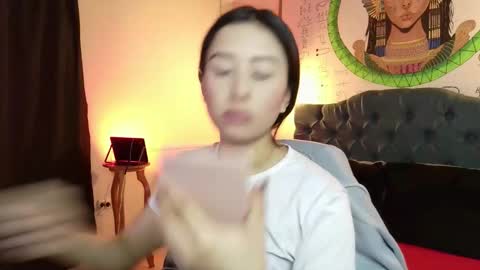 michell online show from December 14, 8:46 pm