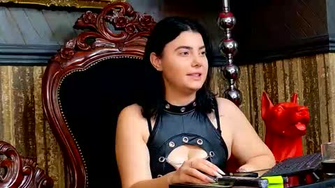 Melissa online show from October 25, 10:45 am