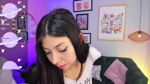 Melissa 3 online show from December 11, 9:55 pm