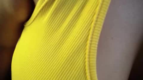 Melissa online show from December 18, 4:18 am