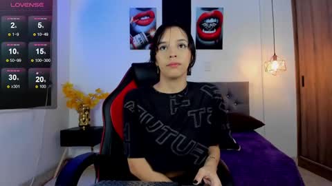 Melissa online show from October 30, 8:53 pm