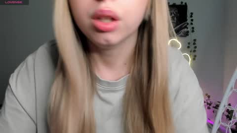 Melissa HOT CONTENT HERE  online show from December 22, 3:33 am