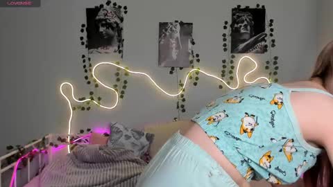 Melissa HOT CONTENT HERE  online show from March 2, 5:33 am