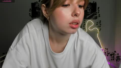 Melissa HOT CONTENT HERE  online show from March 10, 8:04 am