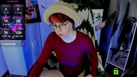 Snapshot of melissa_wells chatting on October 25, 10:26 pm Melissa online show from October 25, 10:26 pm