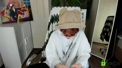 Snapshot of melissa_wells chatting on November 21, 4:05 pm Melissa online show from November 21, 4:05 pm