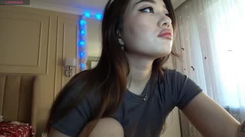 Snapshot of melissa_yamazaki chatting on April 27, 4:32 am Lisaa online show from April 27, 4:32 am