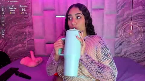 melissabloomm online show from November 11, 11:43 am