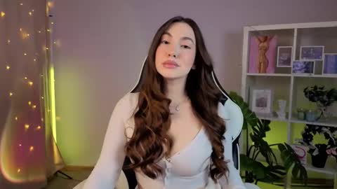 Melissa online show from February 24, 5:05 am