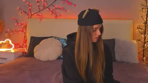 MelissaCrayzy online show from October 17, 5:32 am