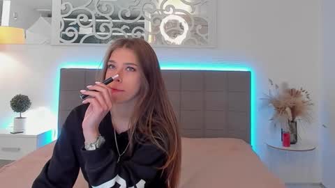 MelissaCrayzy online show from April 13, 5:24 am