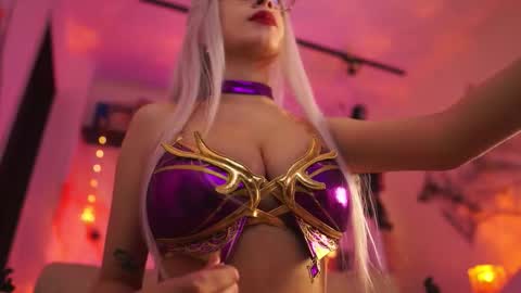 Snapshot of melissajones3 chatting on October 31, 12:11 am melissajones3 online show from October 31, 12:11 am