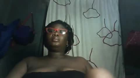 Snapshot of melissaperks chatting on May 24, 6:35 pm Melissa online show from May 24, 6:35 pm