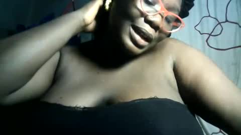 Snapshot of melissaperks chatting on May 29, 9:02 pm Melissa online show from May 29, 9:02 pm