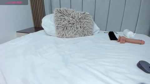    online show from March 10, 8:47 pm