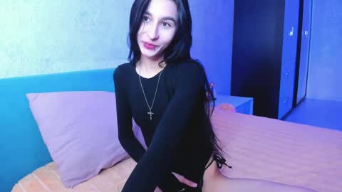 Snapshot of melissasparrow chatting on April 18, 1:20 am Mellisa online show from April 18, 1:20 am