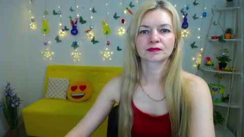 Melissa online show from April 2, 11:41 am