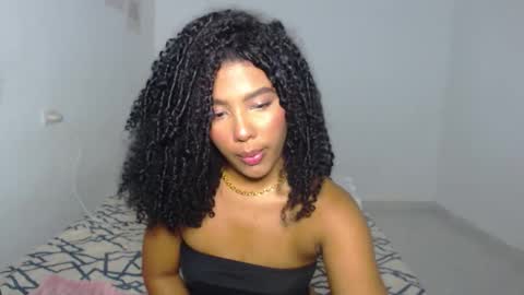 mell_rossi online show from December 16, 9:03 am