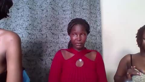 mellanin_goldy online show from September 28, 3:06 pm