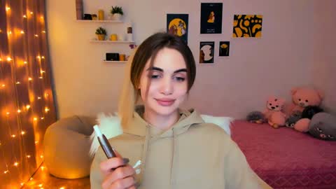 Tessa online show from February 7, 12:53 am