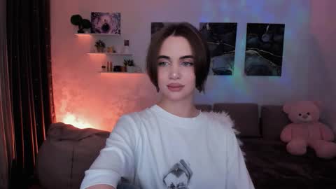 Snapshot of mellifluoustess chatting on November 20, 9:03 pm Tessa online show from November 20, 9:03 pm