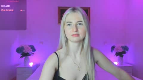 Mellina online show from January 4, 1:31 am
