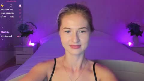 Mellina online show from September 9, 6:51 pm