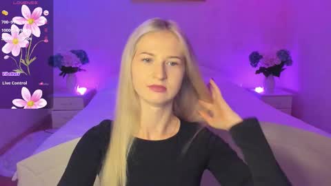 Mellina online show from October 6, 7:11 pm