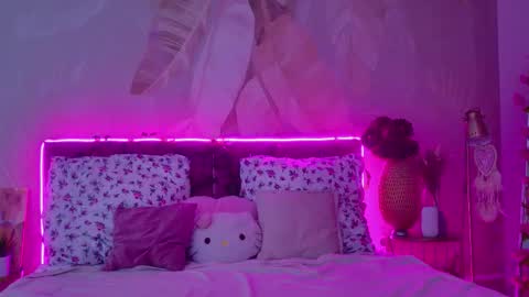 Mellisa online show from October 7, 3:53 pm