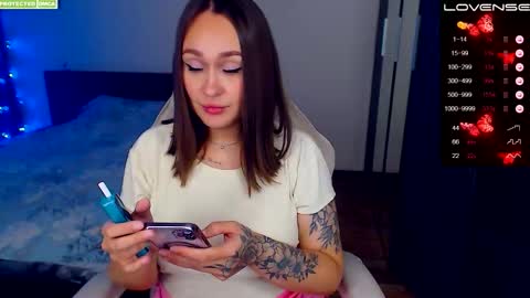 Mel online show from September 27, 6:02 pm