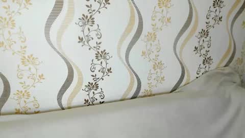 MelMooon online show from September 26, 7:40 pm