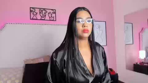 Snapshot of meloddy_parkerr_ chatting on September 16, 4:46 am MELODDY PARKERR online show from September 16, 4:46 am