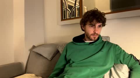 Snapshot of melodicass chatting on February 22, 12:23 am Melodicass online show from February 22, 12:23 am