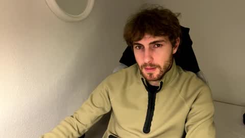 Snapshot of melodicass chatting on February 26, 11:37 pm Melodicass online show from February 26, 11:37 pm