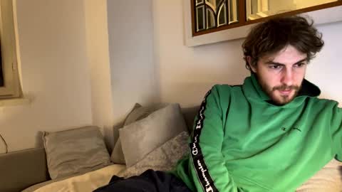 Snapshot of melodicass chatting on March 4, 11:33 pm Melodicass online show from March 4, 11:33 pm