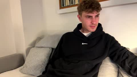 Snapshot of melodicass chatting on March 8, 11:52 pm Melodicass online show from March 8, 11:52 pm