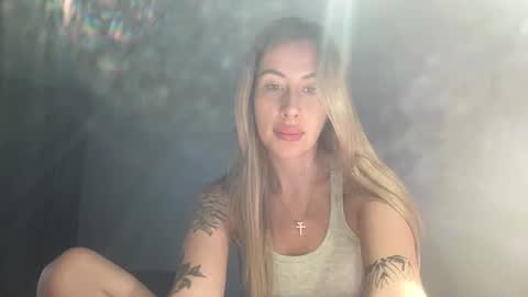 Melodie online show from September 16, 3:57 pm