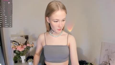 Snapshot of melodievejar chatting on February 13, 4:41 am melodievejar online show from February 13, 4:41 am