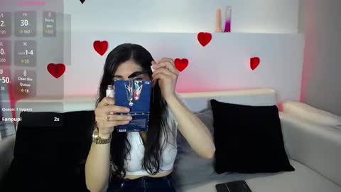 Snapshot of melodiroux_ chatting on March 6, 2:02 pm Melodi online show from March 6, 2:02 pm