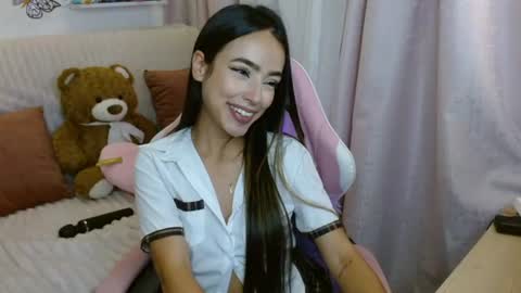 Snapshot of melody_brawns chatting on August 3, 11:41 pm Tatiana online show from August 3, 11:41 pm