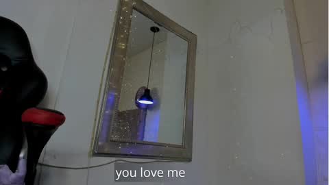 Snapshot of melody_dl chatting on September 26, 10:25 pm melody online show from September 26, 10:25 pm