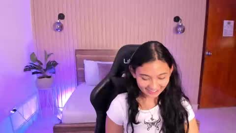 Melody  online show from December 30, 3:24 pm