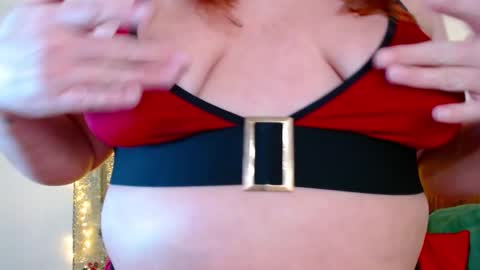 Snapshot of melody_mccoy chatting on December 12, 2:59 am Melody online show from December 12, 2:59 am