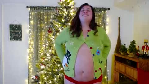 Snapshot of melody_mccoy chatting on December 13, 2:43 am Melody online show from December 13, 2:43 am