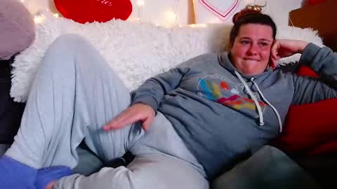 Snapshot of melody_mccoy chatting on February 15, 7:17 pm Melody online show from February 15, 7:17 pm