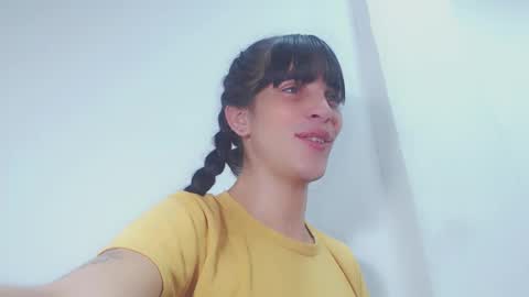 Snapshot of melody_unlimited_ chatting on September 16, 2:01 am paola sandoval online show from September 16, 2:01 am