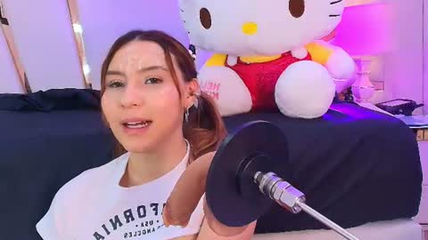 Snapshot of melodybloom_ chatting on July 28, 6:20 pm Melody online show from July 28, 6:20 pm
